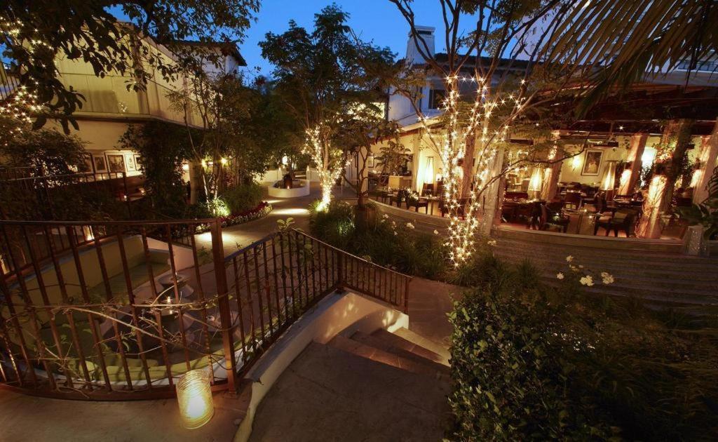 Sunset Marquis &