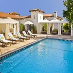 Sunset Marquis Hotel & Villas