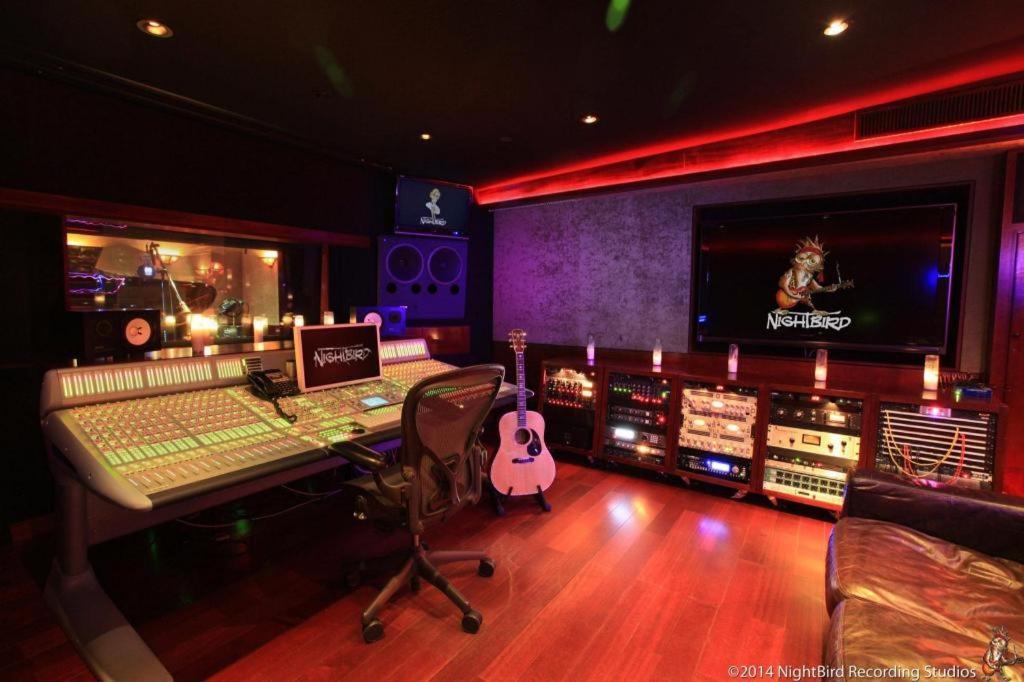 Sunset Marquis & Los Angeles